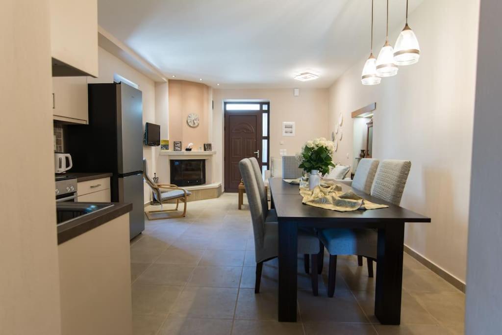 Papa-Antonis Stone House Villa ซารอส ภายนอก รูปภาพ
