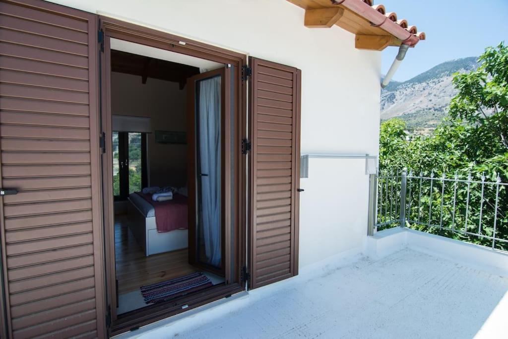 Papa-Antonis Stone House Villa ซารอส ภายนอก รูปภาพ
